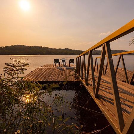 De Lago Resort On Lake Bennett Εξωτερικό φωτογραφία