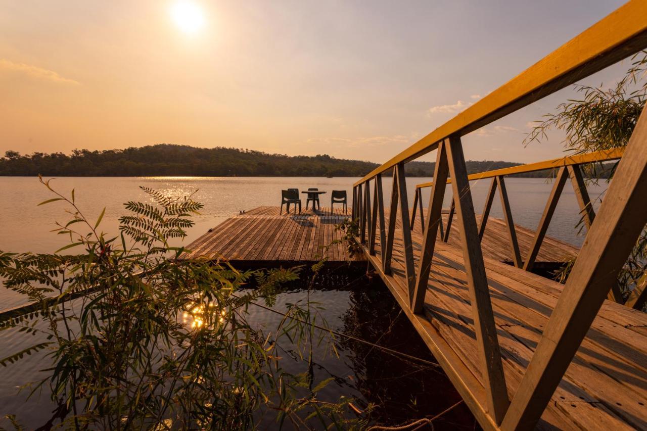 De Lago Resort On Lake Bennett Εξωτερικό φωτογραφία